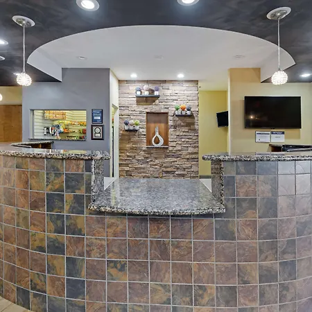 Best Western Plus Guymon Hotel & Suites-2